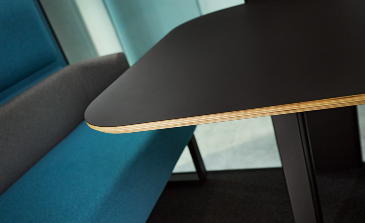 HushFree.M Table